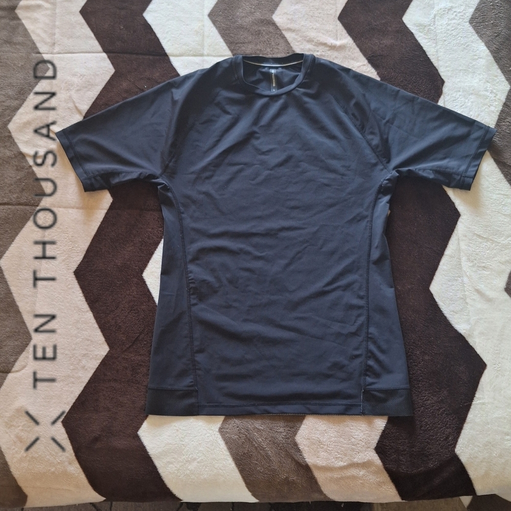 Men's Athletic Ten Thousand Fight Rash Guard Black TTKT021